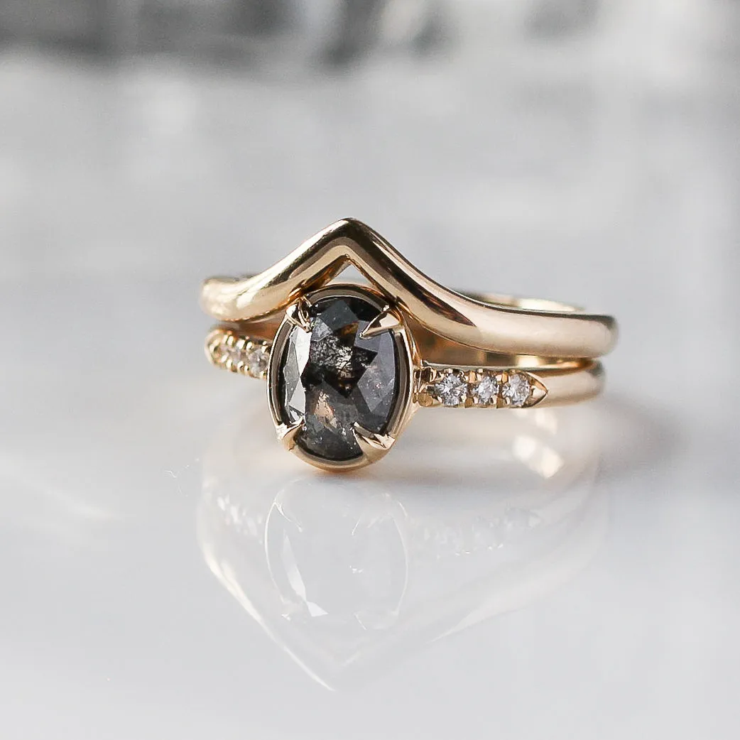 0.99ct Black Swan Oval Diamond Ring in Yellow Gold