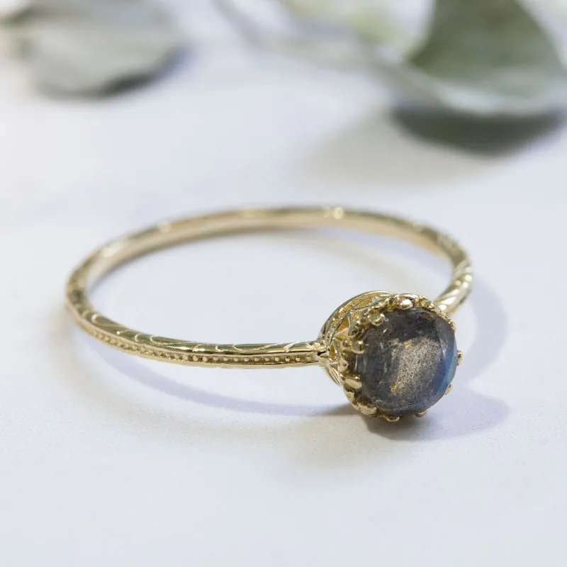 14K Yellow Gold Round Brown Labradorite 5mm Ring