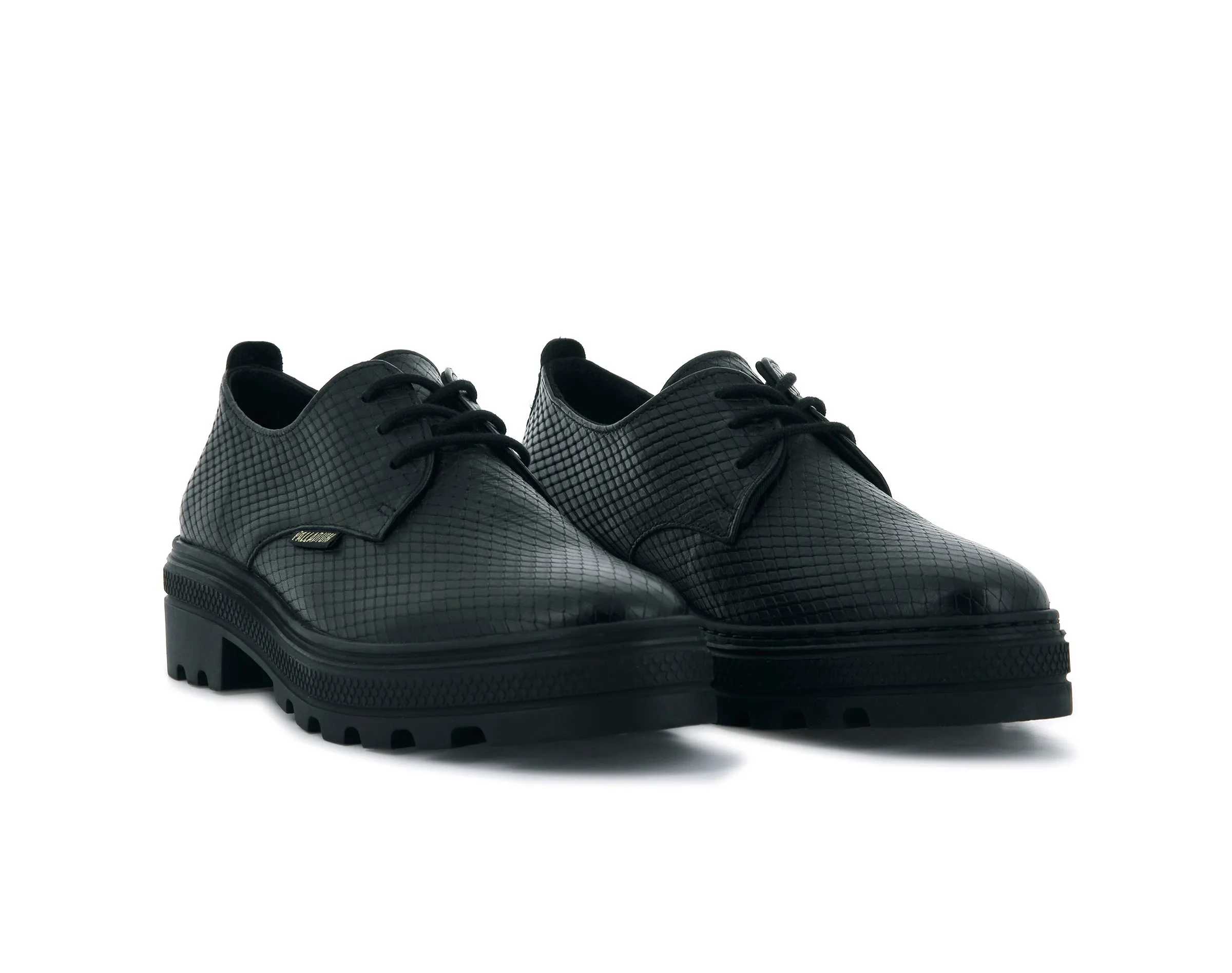 96954-001-M | PAMPA CULT LOW EMB | BLACK/BLACK