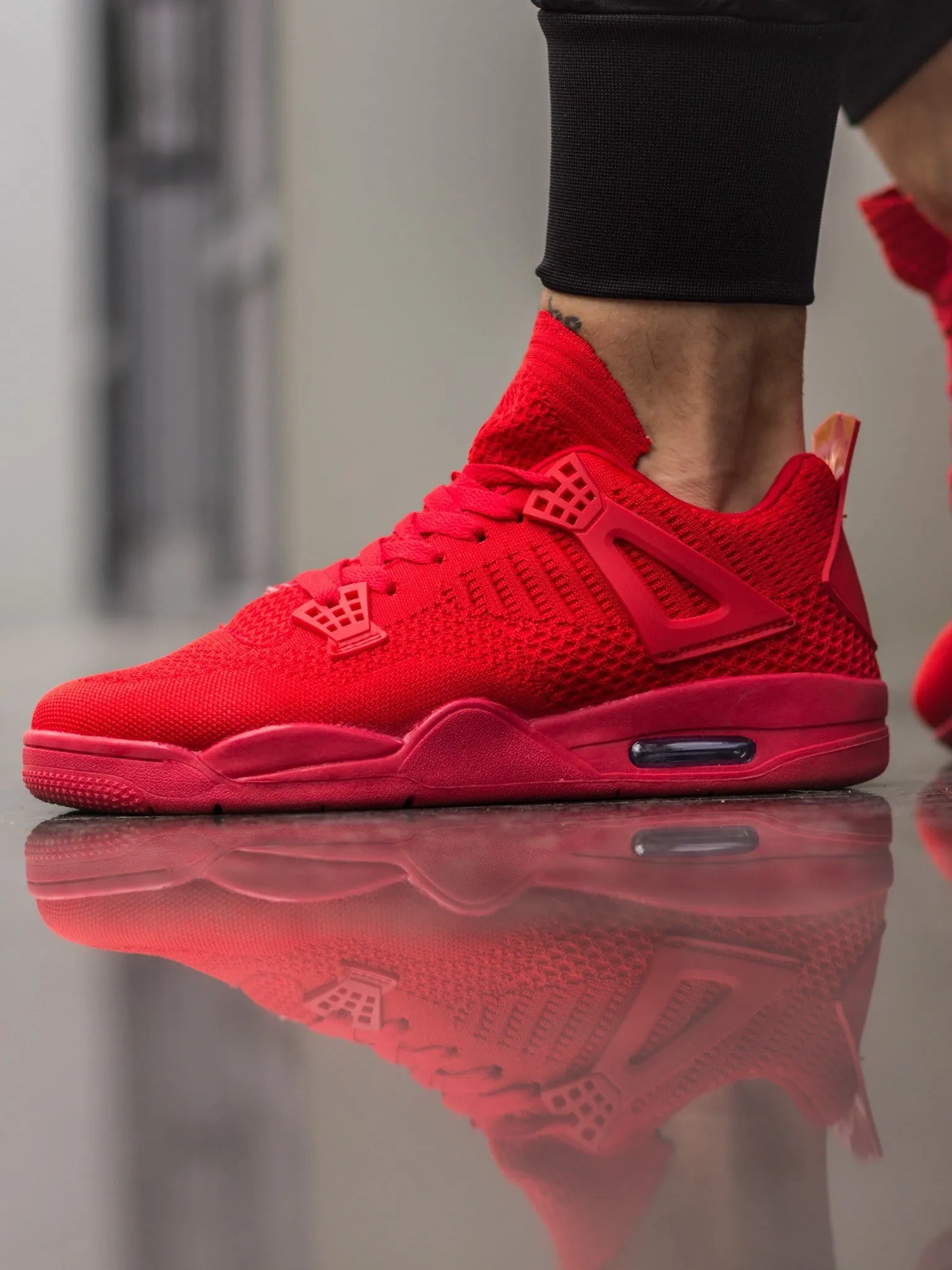 Adidasi H16 Red