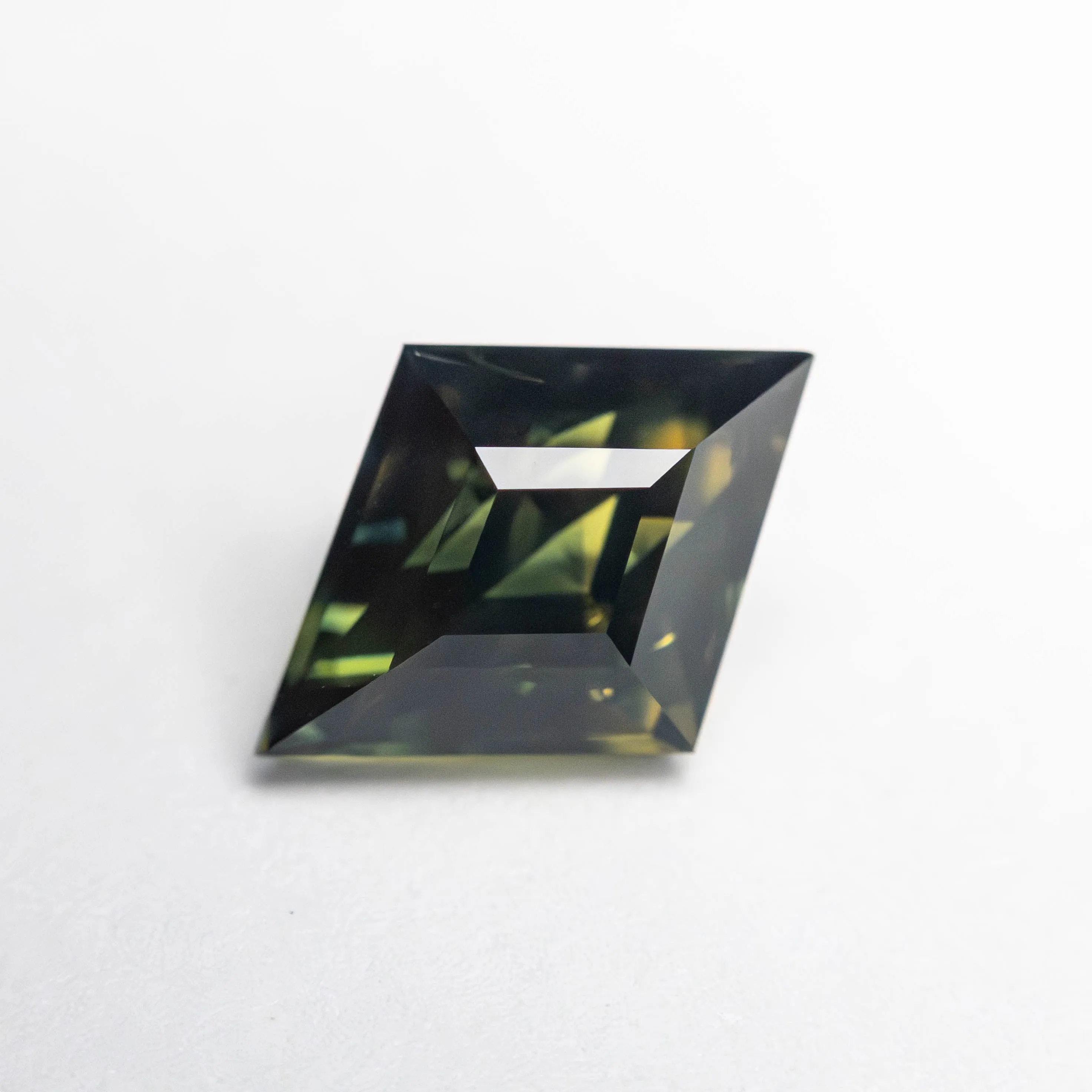 Green/Teal Step Cut Sapphire - 2.03ct Lozenge