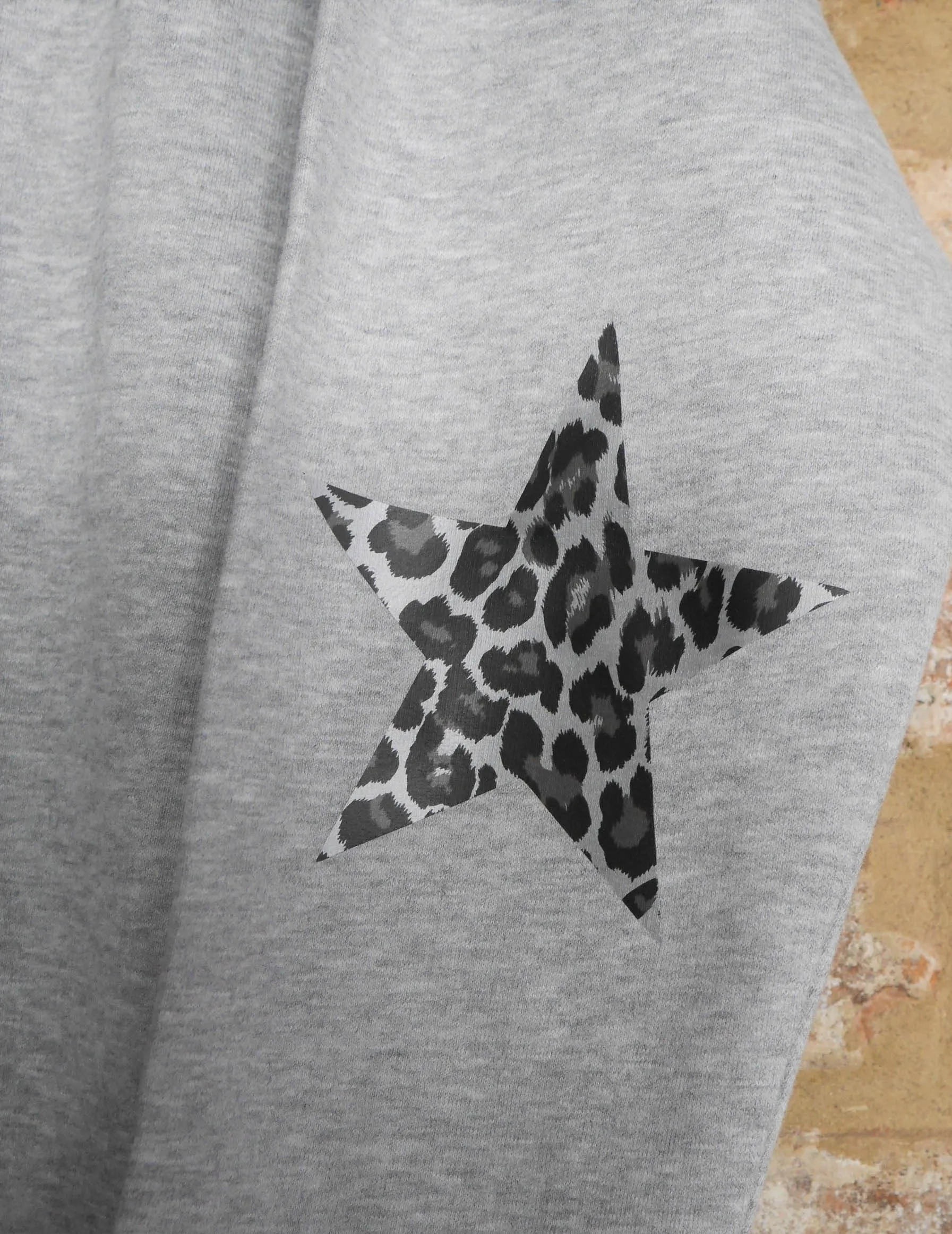 Grey Leopard Elbow Star