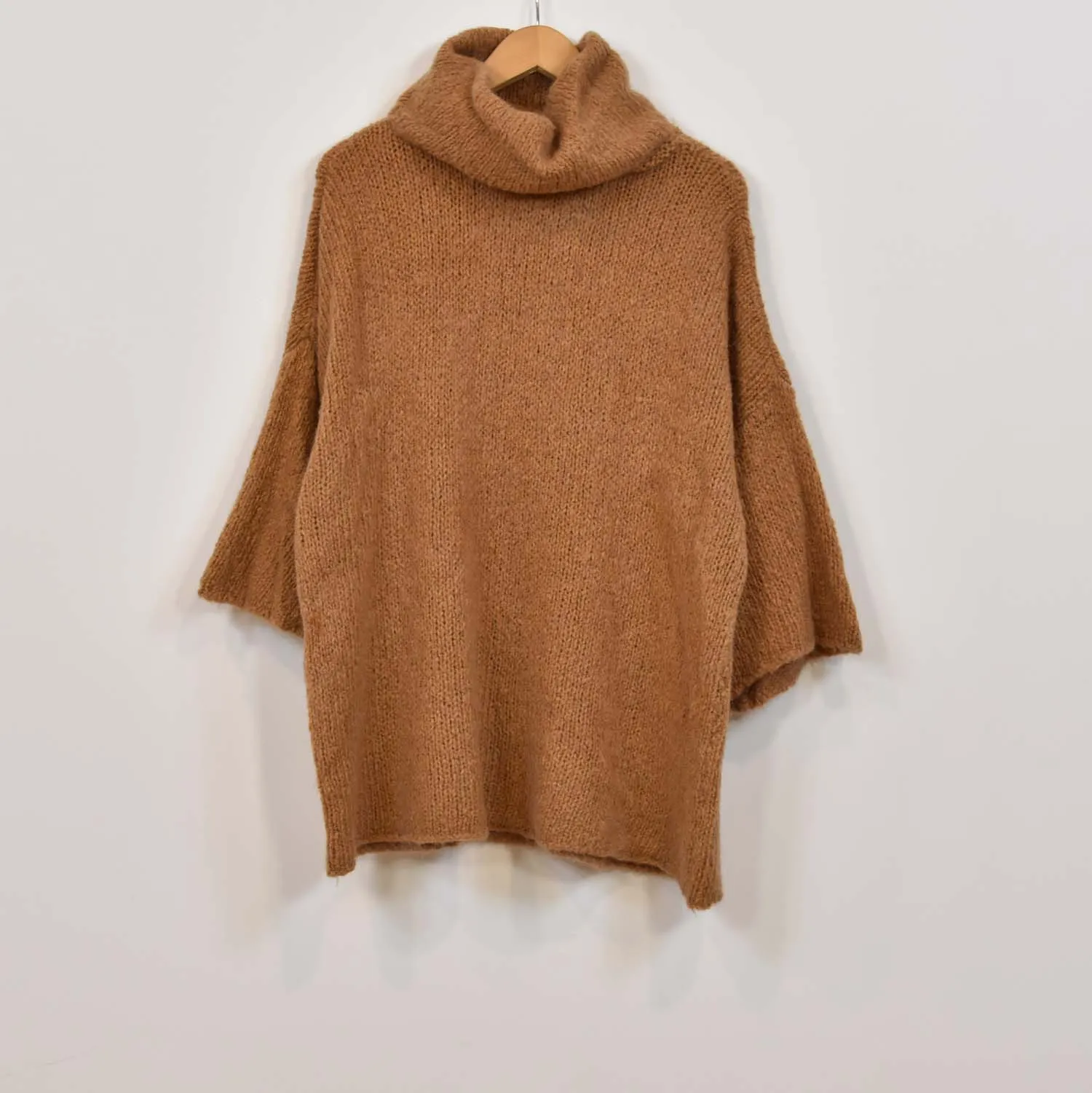 Jersey poncho camel