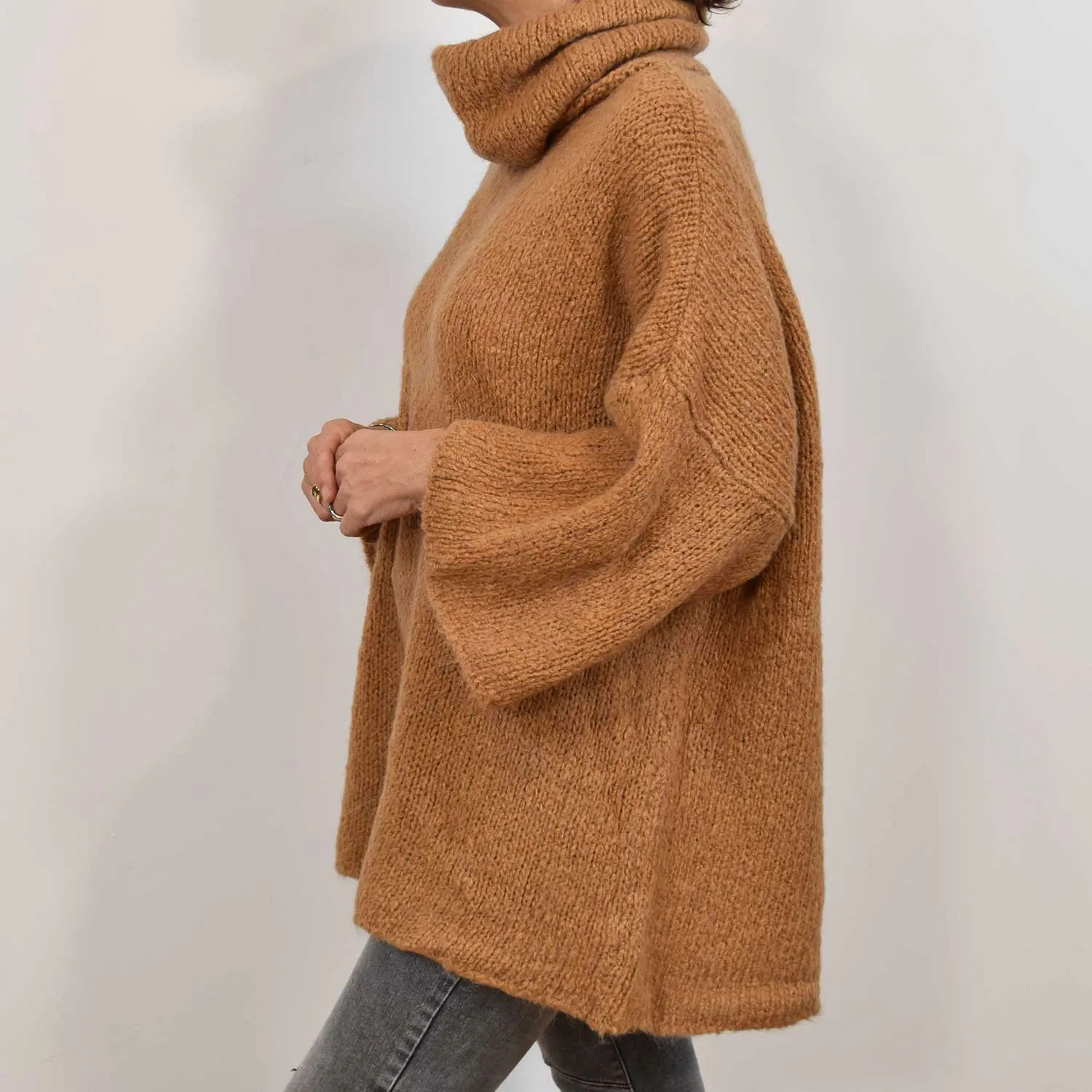 Jersey poncho camel