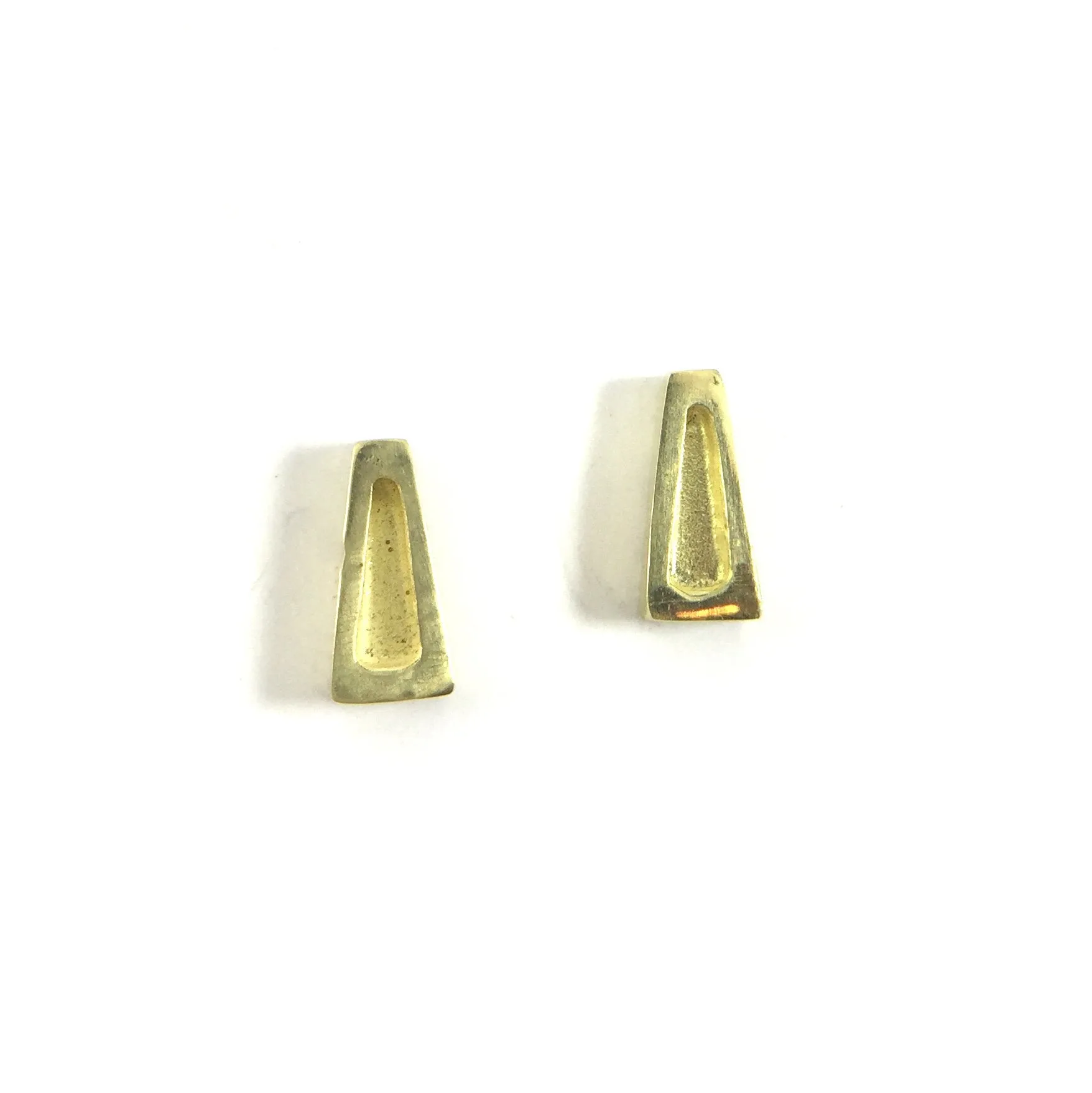 Mini 18k Triangle Studs