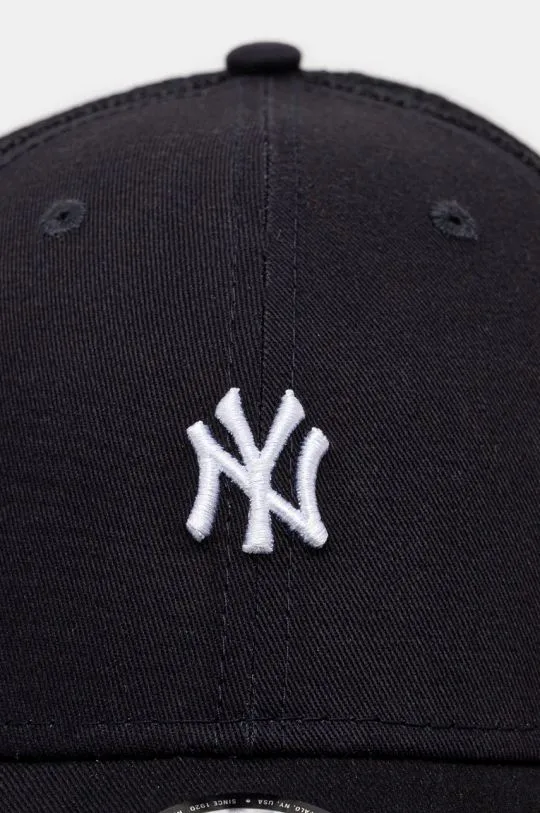 New Era baseball cap HOMEFIELD TRUCKER NEW YORK YANKEES navy blue color smooth 60565140