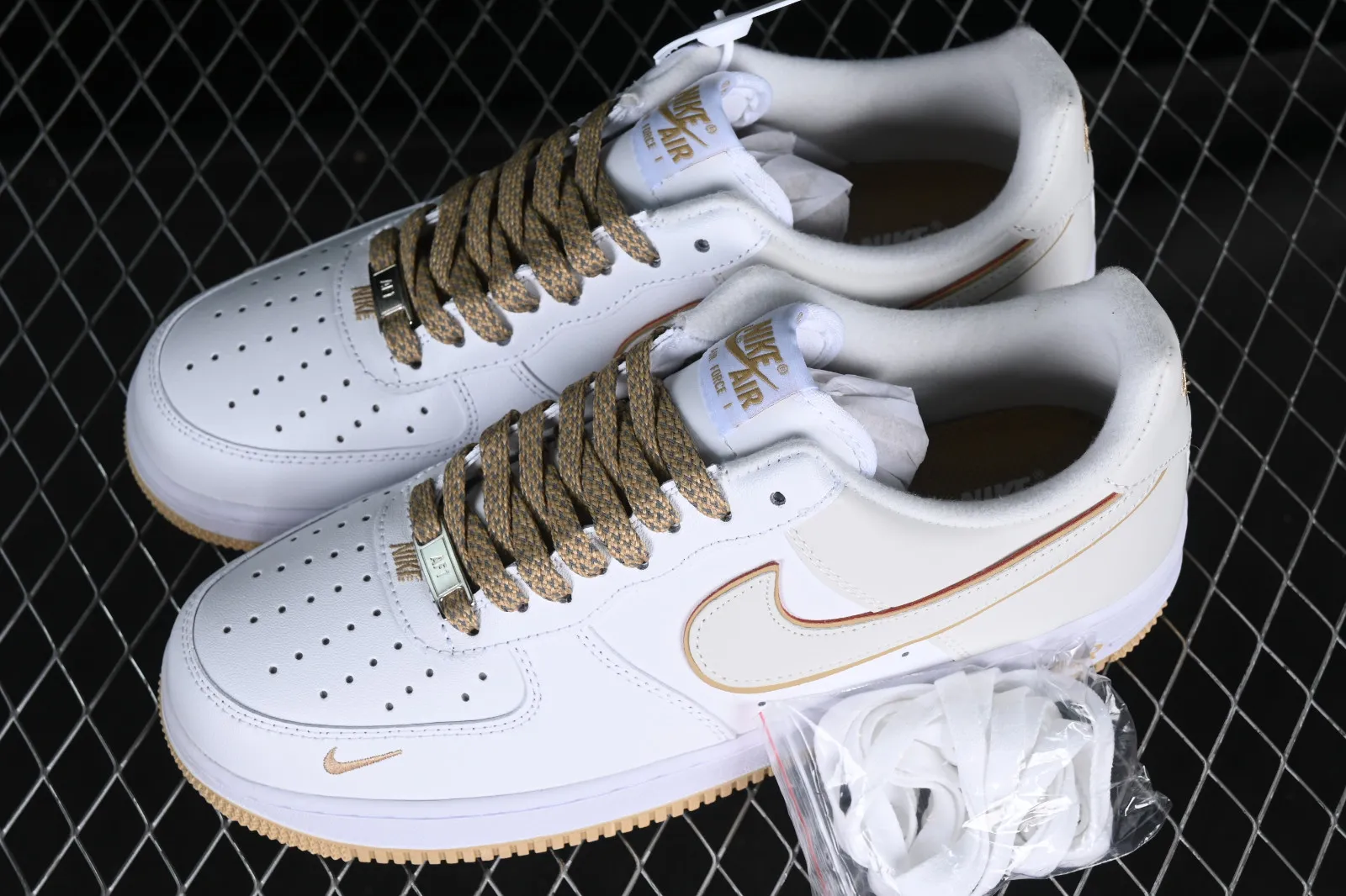 Nike Air Force 1 07 Low White Brown YZ8115-004