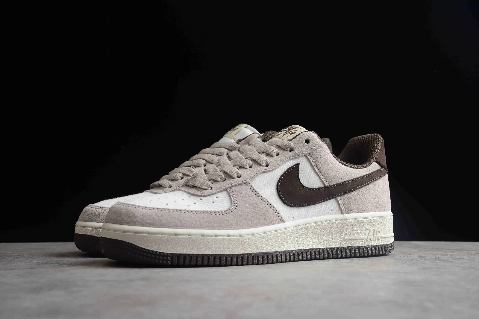 Nike Air Force 1 07 Low White Light Grey Dark Brown NT9988-918