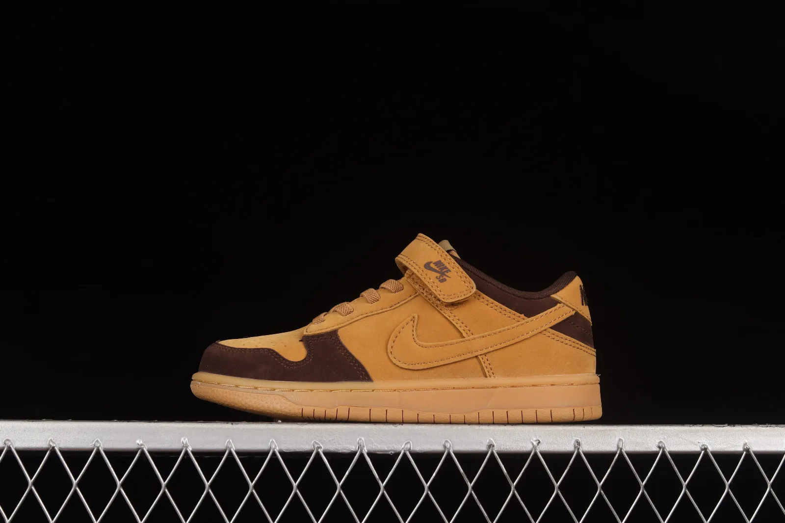 Nike SB Dunk Low Pro Dark Brown Kids Shoes CW1590-200