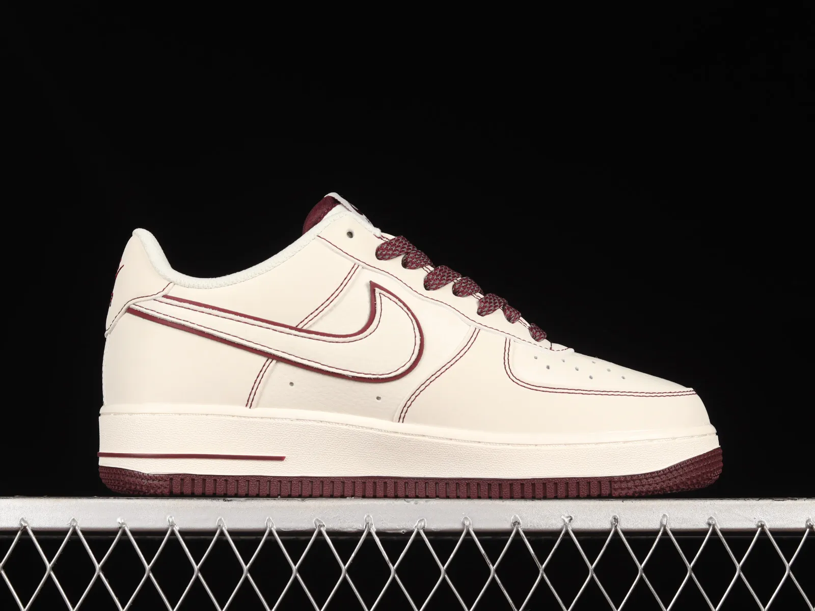 Undefeated x Nike Air Force 1 07 Low SU19 Sail Brown Wine UN3699-022