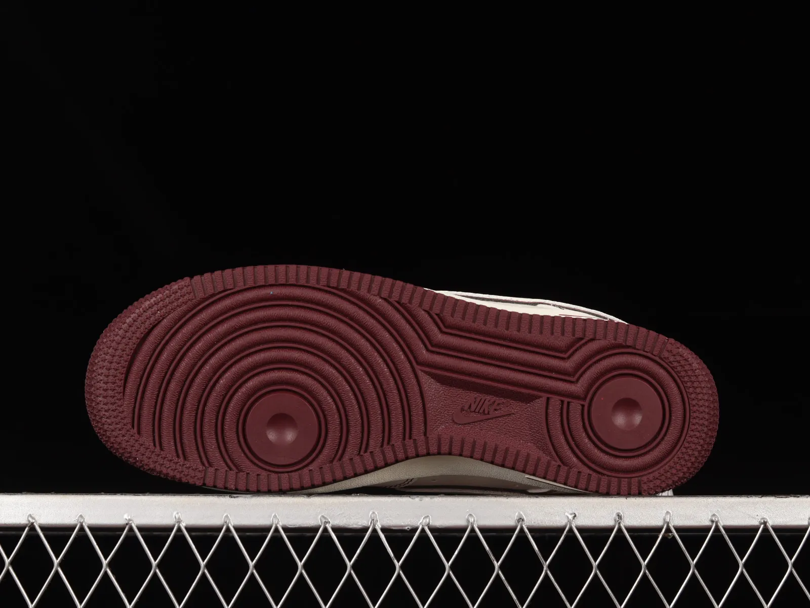 Undefeated x Nike Air Force 1 07 Low SU19 Sail Brown Wine UN3699-022