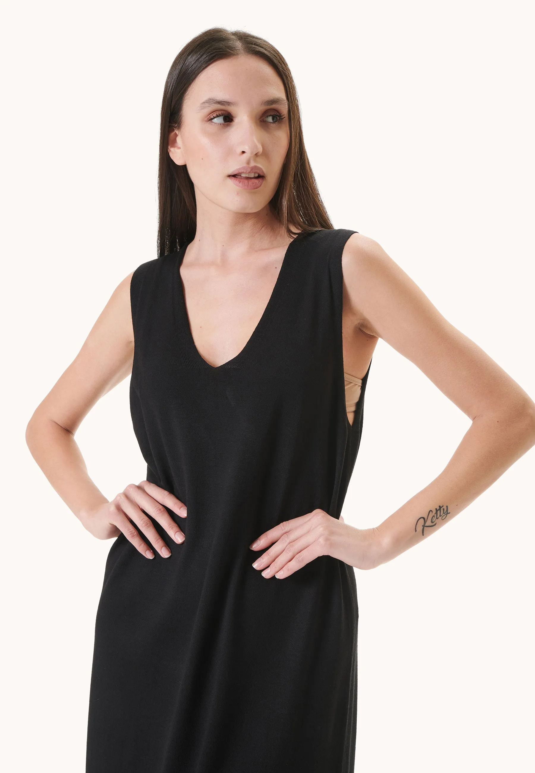 Vestito midi con spacco laterale